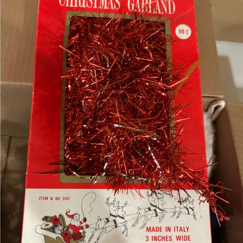 Festive vintage Holiday Decoration Set with Red and Green Accents